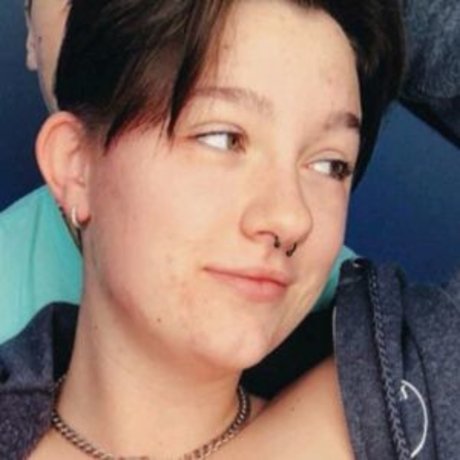 Emma Serth nudes model image