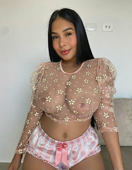 dimepaulinita nudes model img