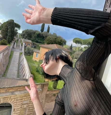 Meadow Walker hot star pics