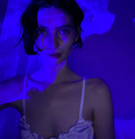 Meadow Walker nice model image