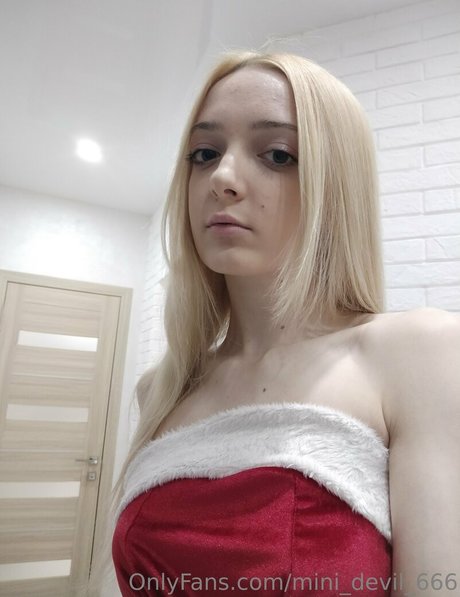 mini devil 666 pornstar erotic photos
