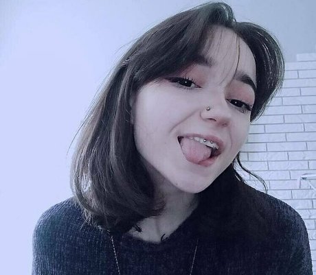 imhorndoll high quality pornstar pictures