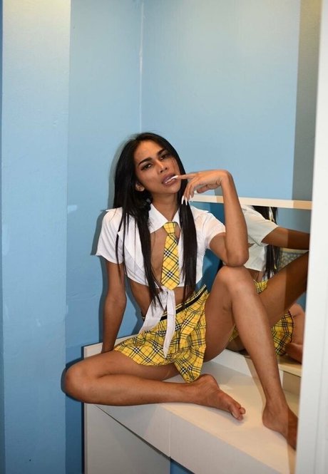 transsohot model adult images