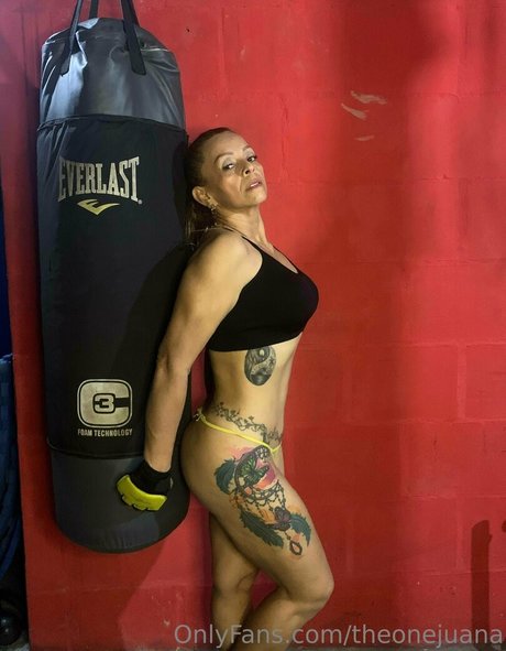 theonejuana model images