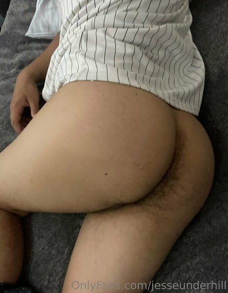jesseunderhill model naked photos