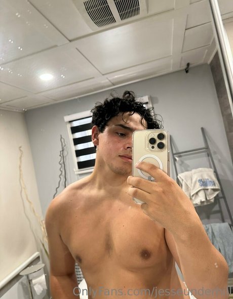 jesseunderhill model hot galleries