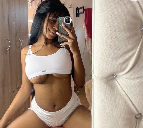 cheer giulia hot model photos