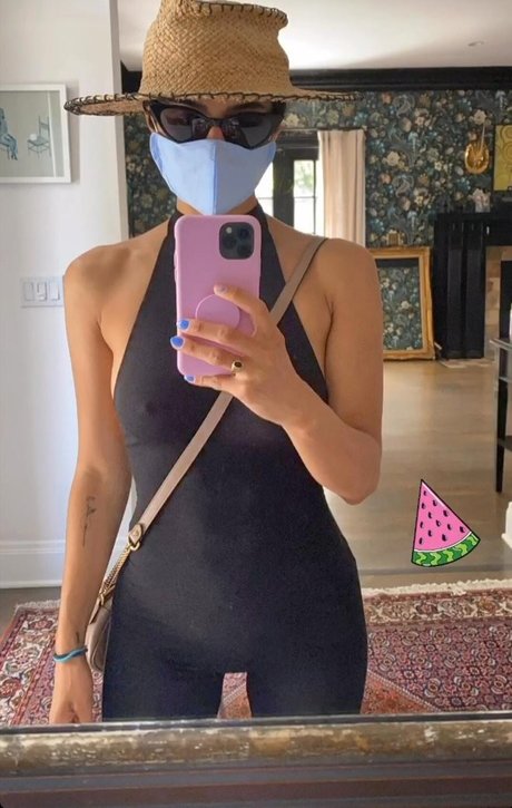 Diane Guerrero nice star images