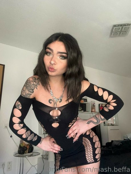 littlemash nude actress photos