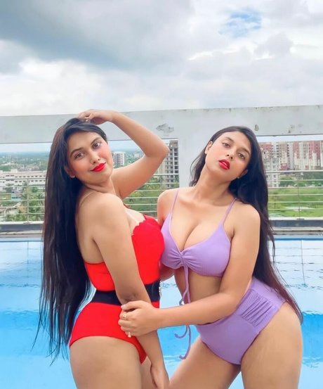 Yajna Seni star perfect image