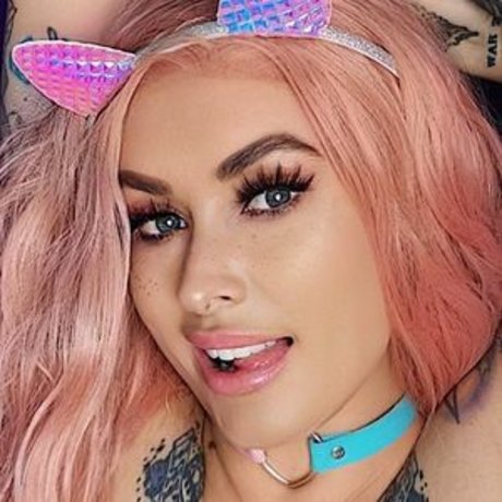 LauraLux free star picture