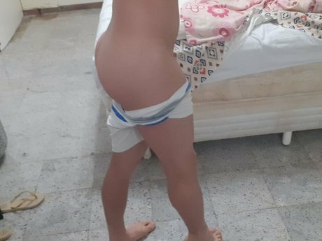 naughty wolves Profile pic