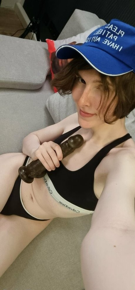 mementomarly hot pornstar image