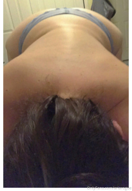 ariarogue exclusive star img