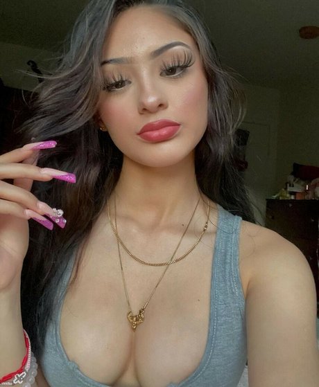 katiiebaeb star beautiful photo