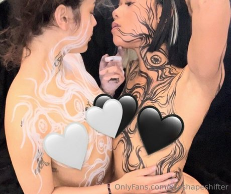 xxxshapeshifter model galleries