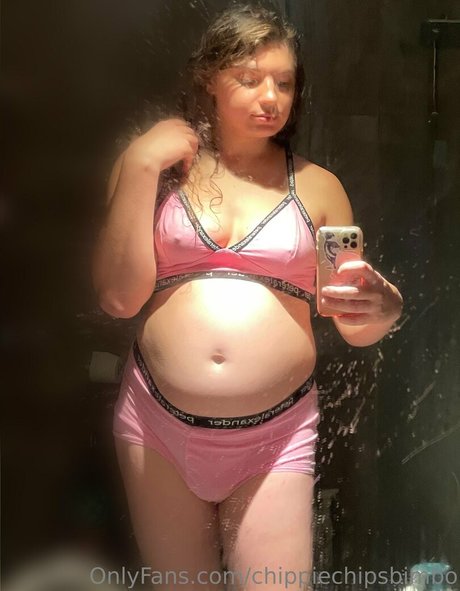 chippiechipsbimbo nice pornstar pics