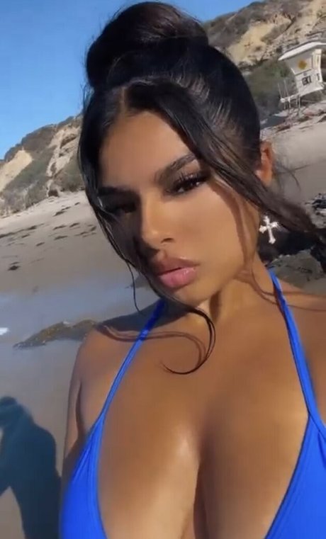 Sujeytjebae top pornstar photos