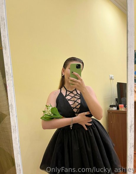 lucky ashley star exclusive picture