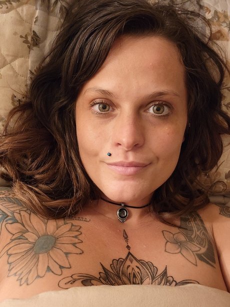 Sarah Skipworth art actress photo