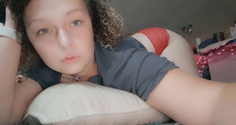 Sarah Thomas high quality star galleries