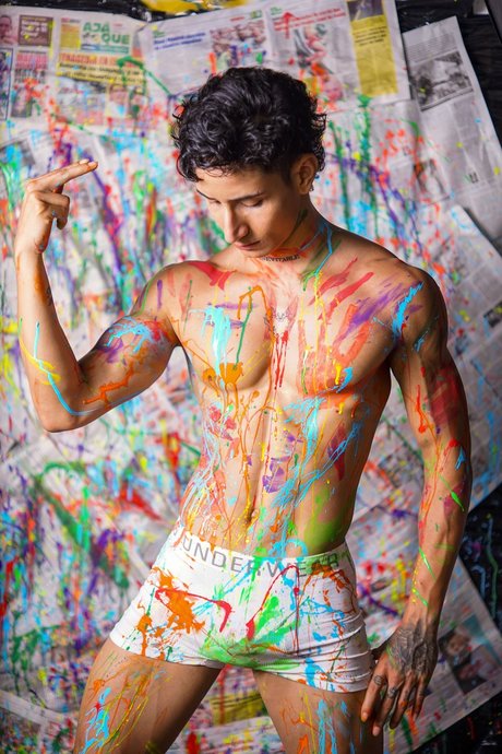 SAOS naked pornstar galleries