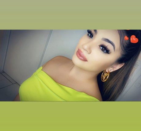 Sandra Cardona star xxx pic