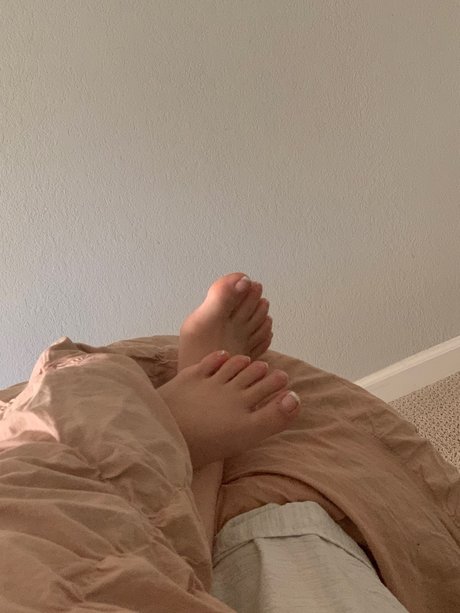 Sand and Stilettos model sexy images