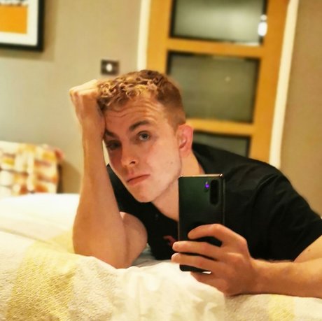 Sam Steiner FREE high quality actress photos