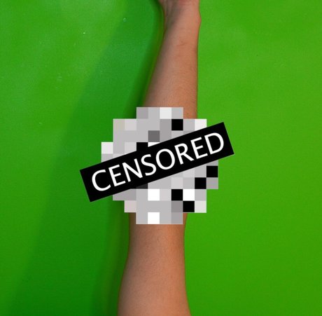 TACQZOMBI3 star sexy photos