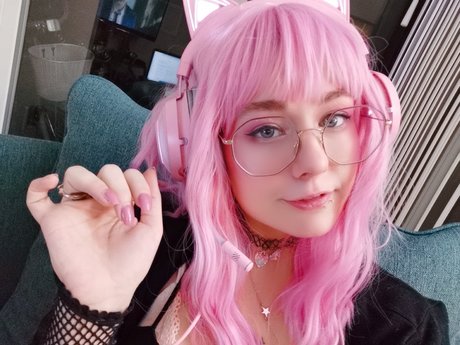 Syrein star pornographic pictures