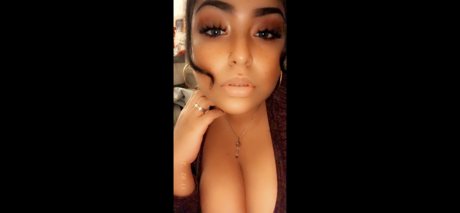 Chrii tal model pornographic image