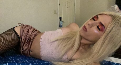 TS VAL perfect actress archive