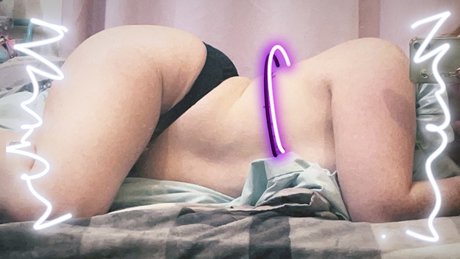 Affection hore and attention_ pretty model img