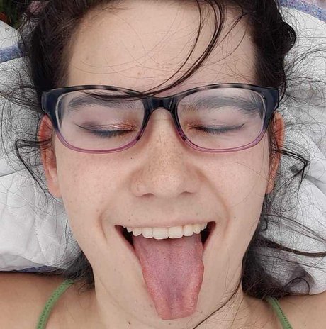 Savana Jayne model high quality picture