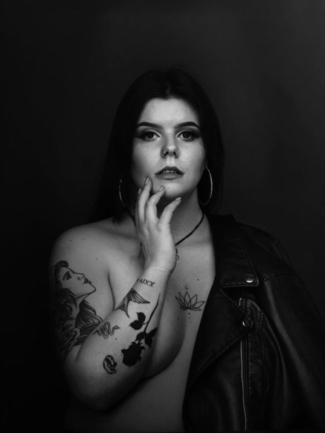 Savannah Rage Free page_ best star photo