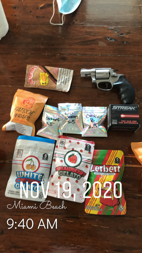 Super Savage hot actress images