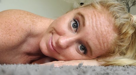 Rebecca Sue star perfect pics