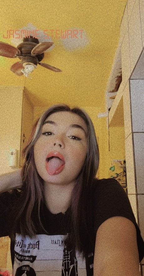 Jasmine Stewart porn model pictures