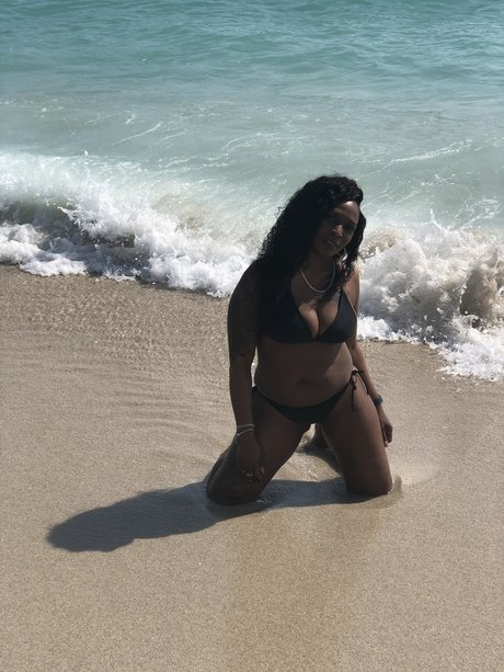 TequilaOnDaRocks star nude img