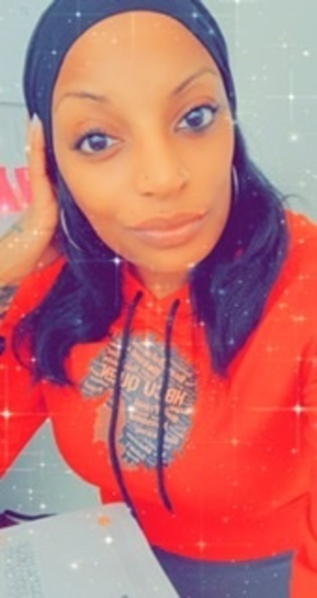 Chloe Renee_ star nude pics