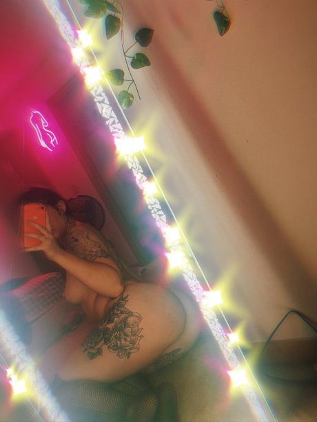 emily Snyder top star pics