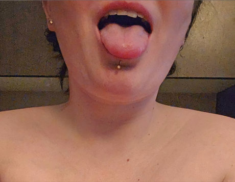 Sarah Valentino perfect actress galleries