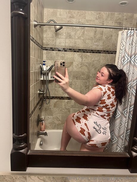 Mayaxxcaked top actress pictures