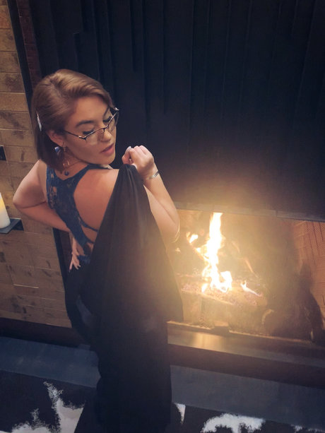 Honeydripxx xxx model photos