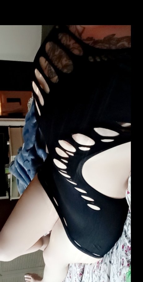 Thamaskdoll model beautiful photos