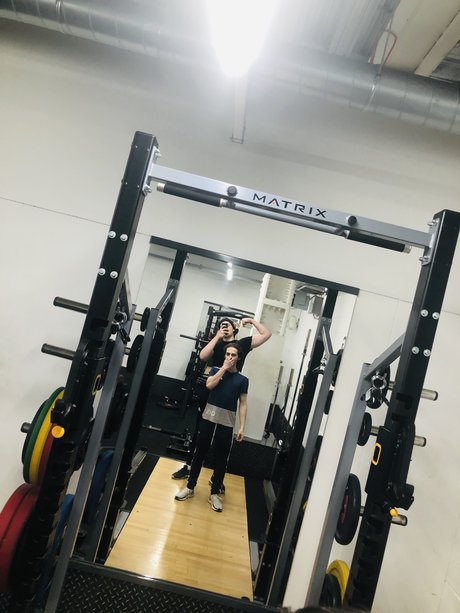 Mr S naked star pics