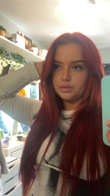 Little T star naked picture