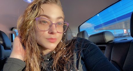 _Tennessee baby_ model adult img