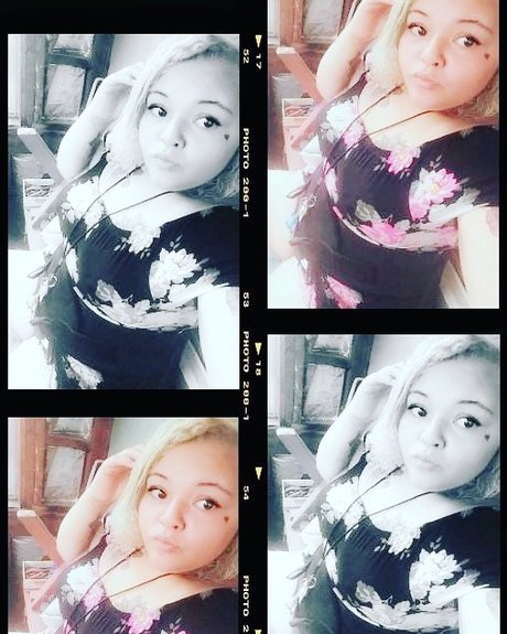 Lealing hot model galleries